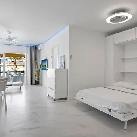 Fabulous One Bedroom Flat With Pool At The Golden Mile Appartement *