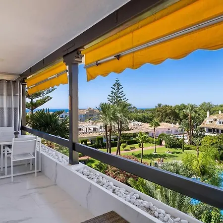 Fabulous One Bedroom Flat With Pool At The Golden Mile * Marbella