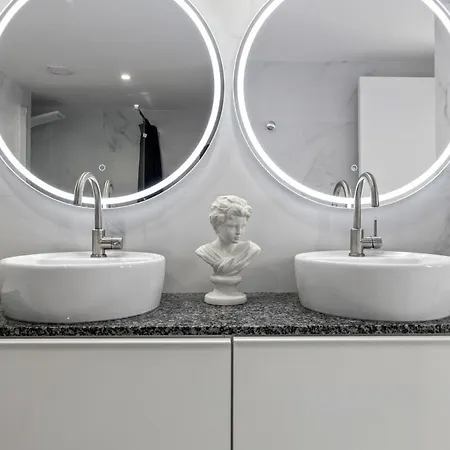 Fabulous One Bedroom Flat With Pool At The Golden Mile Appartement