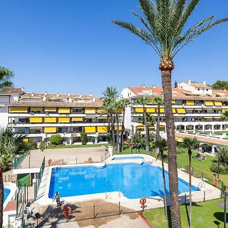 Apartment Fabulous One Bedroom Flat With Pool At The Golden Mile